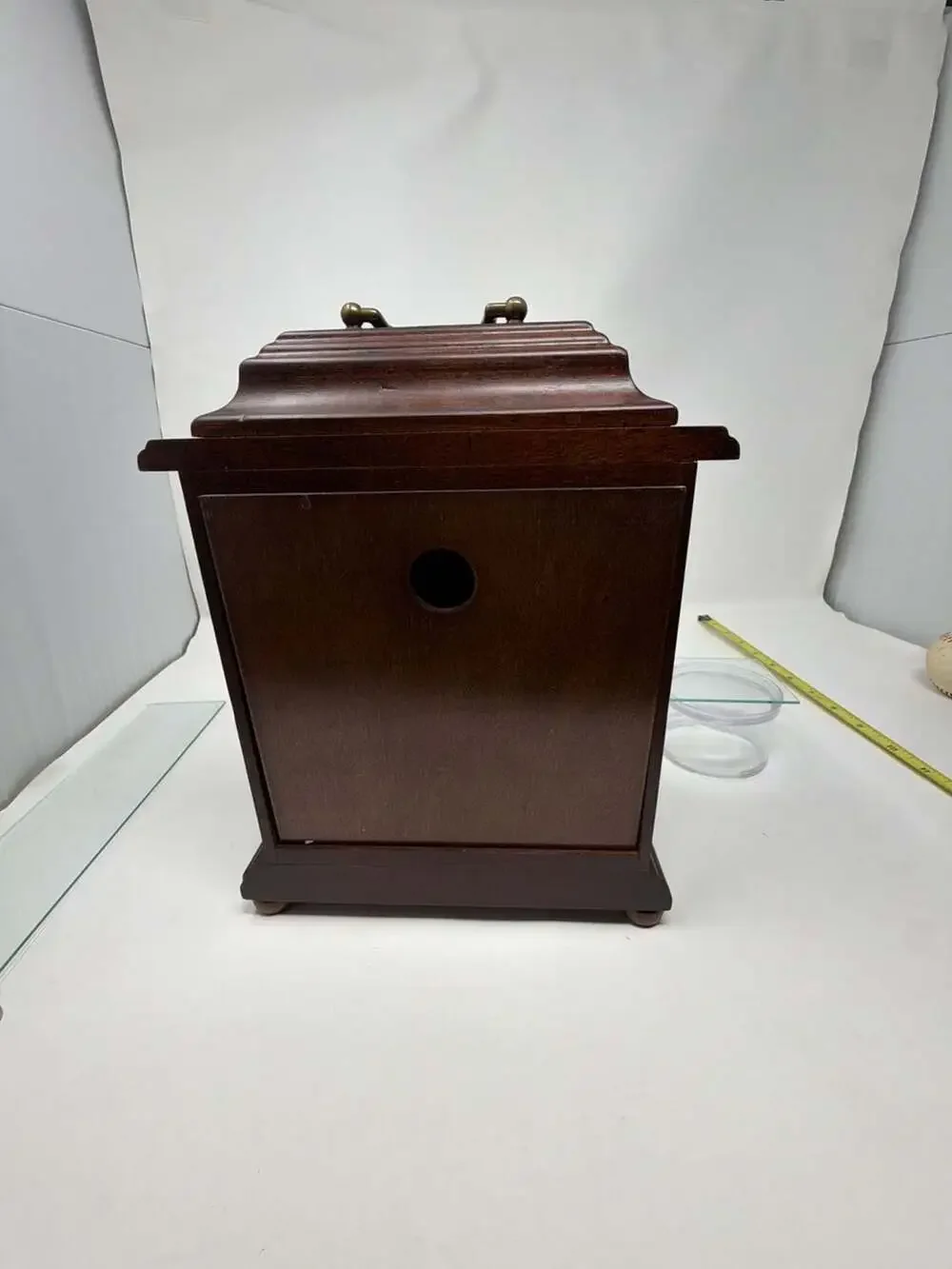 Alex & Ivy Vintage Wooden Quartz Mantel Clock
